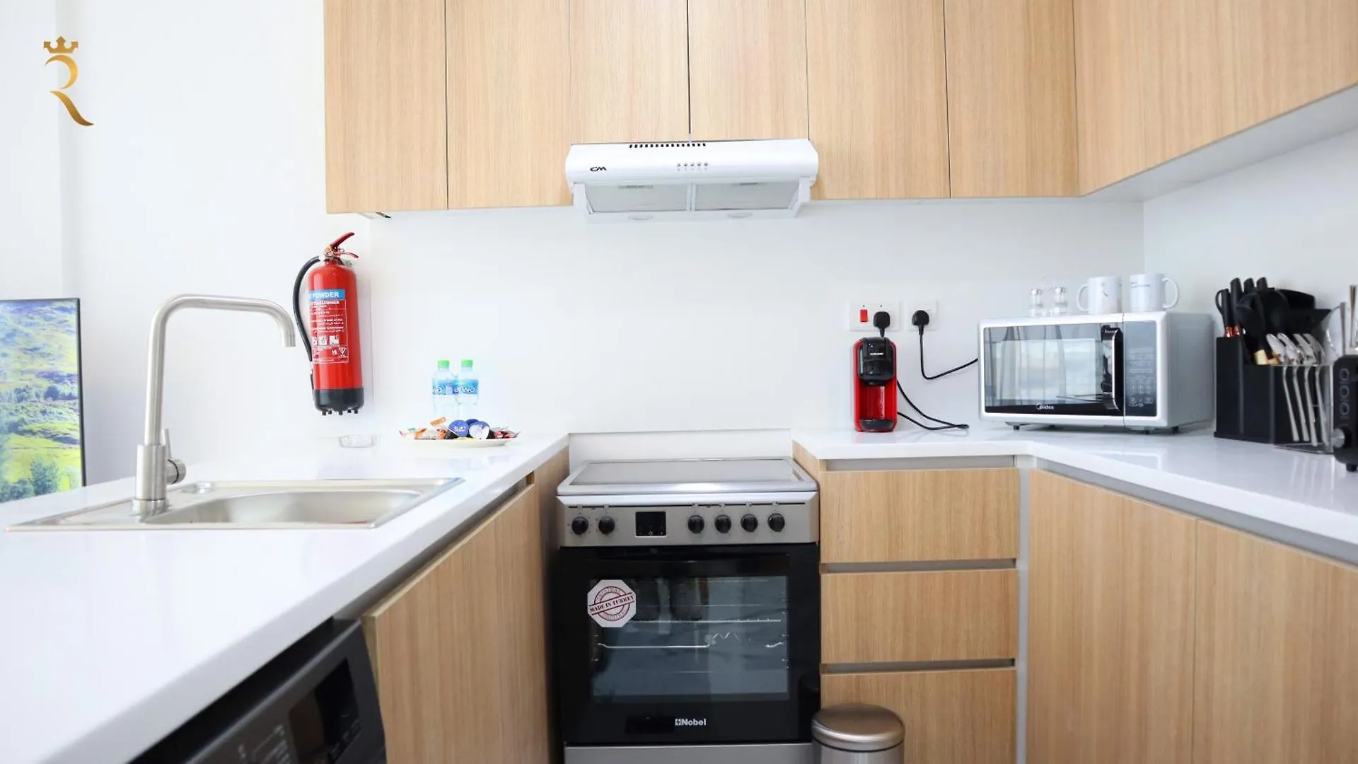 Wanderlust 2Br Apartment In Masdar City Abu Dhabi