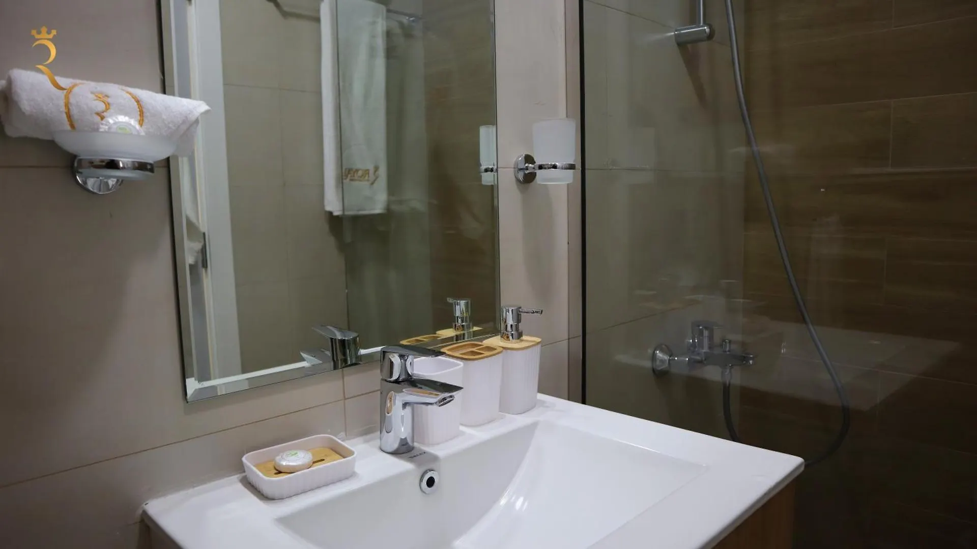 Wanderlust 2Br Apartment In Masdar City Abu Dhabi