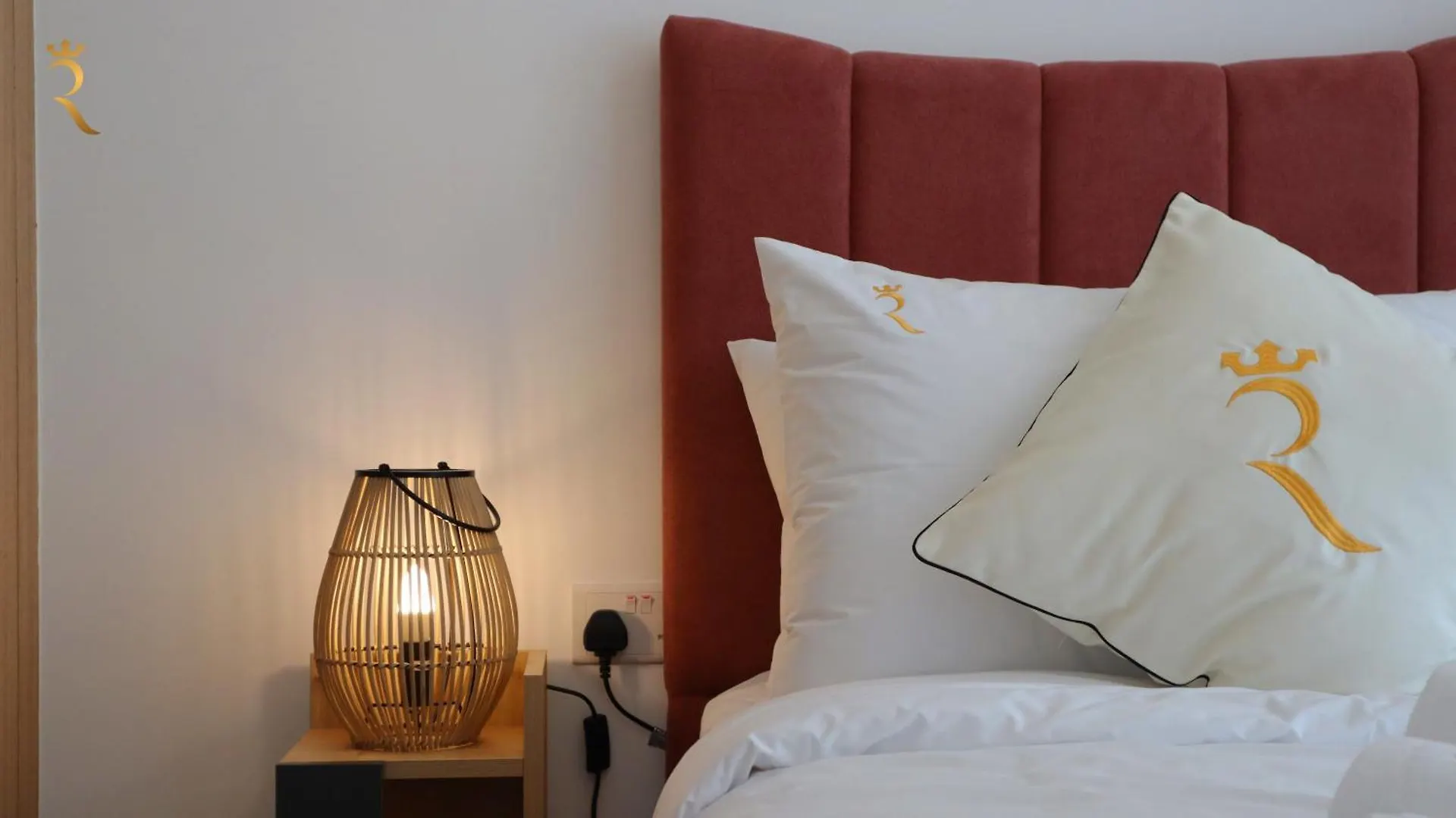 Wanderlust 2Br Apartment In Masdar City Abu Dhabi