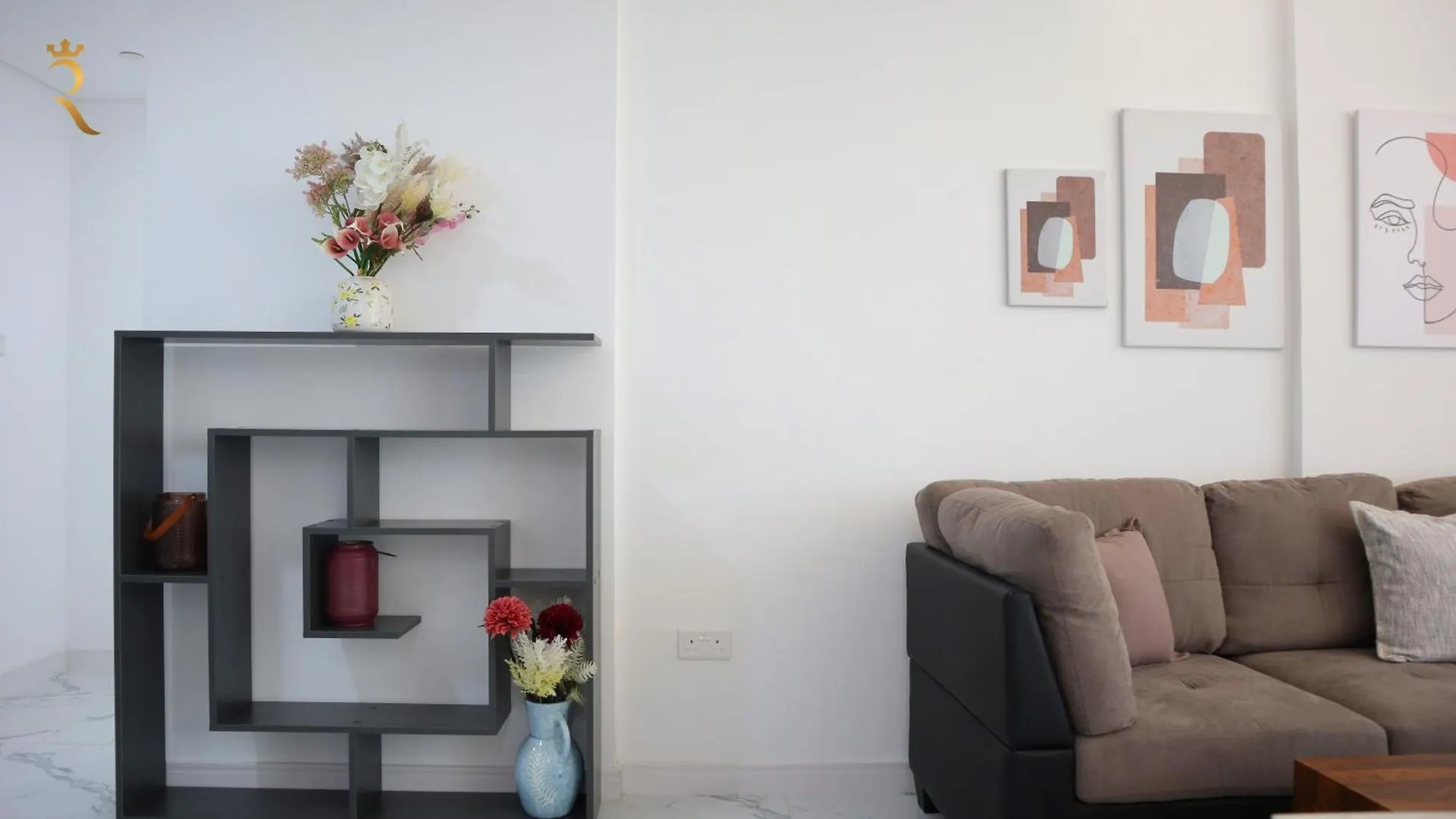 Wanderlust 2Br Apartment In Masdar City Abu Dhabi United Arab Emirates